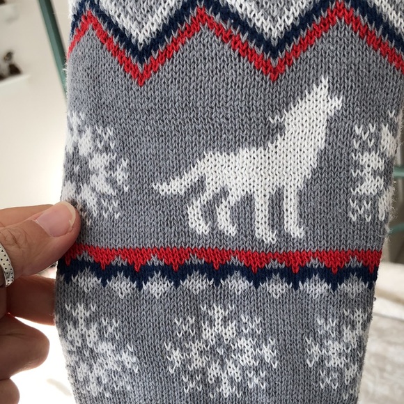 M GOT Winter is Here Wolf Sweater Games of Thrones Alpine Ski Graphic - Picture 8 of 8
